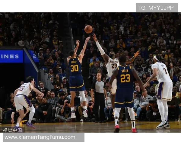 76人对决湖人总决赛精彩回顾与赛季亮点分析